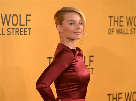 Margot Robbie insisted on being totally nude in film for authentic ...